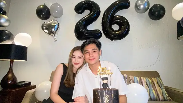 6 Momen Ulang Tahun Rayn Wijaya, Dapat Kejutan Manis dari Ranty Maria