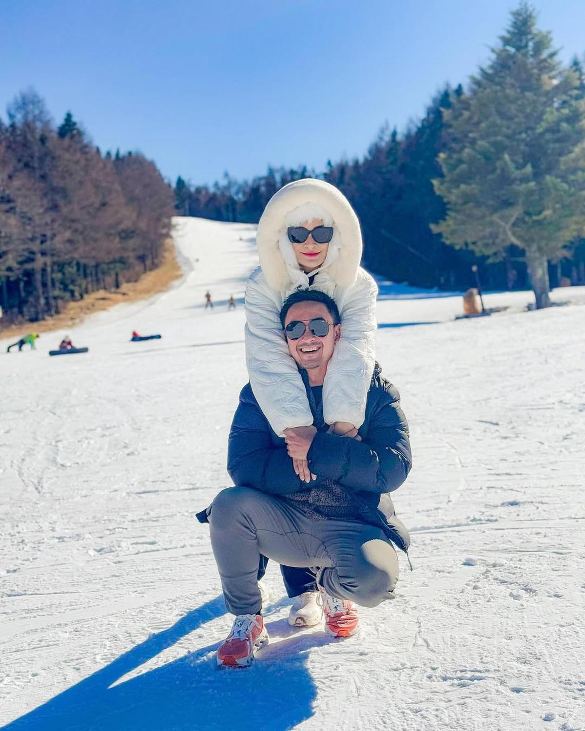 Potret Putri Zulhas dan Zumi Zola Liburan di Jepang, Ungkap Kata Cinta