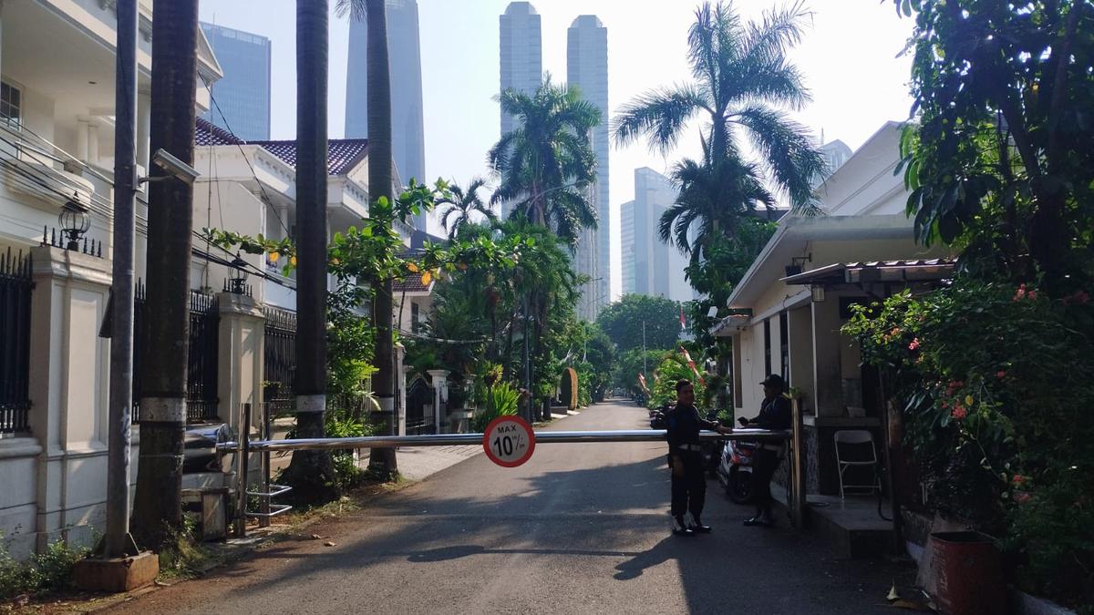 Suasana Kediaman Eko Patrio usai Dijarah, Pengamanan Diperketat atas Inisiatif Warga