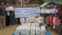 Bahagianya Korban Gempa Aceh Terima Bantuan