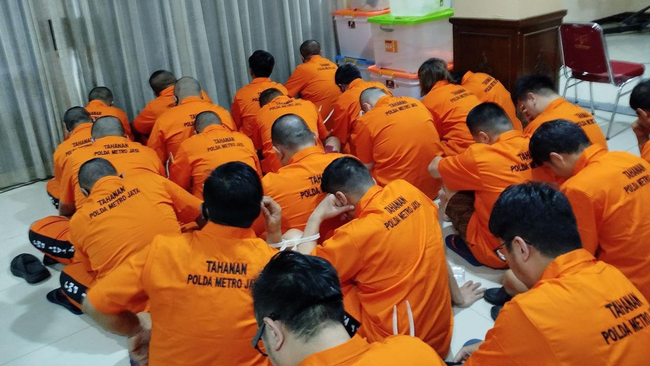 Polisi rilis 24 tersangka kasus judol yang libatkan pegawai Komdigi