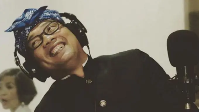 Alasan Orang Sunda Murah Senyum