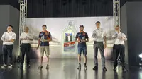 Dua pembalap Red Bull KTM Facotry Racing, Brad Binder (ketiga dari kanan) dan Jack Miller ceritakan soal hobi mereka jelang MotoGP Mandalika (istimewa)
