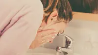 Ini Waktu Terbaik untuk Cuci Muka Saat Malam Hari, Bukan Sebelum Tidur
