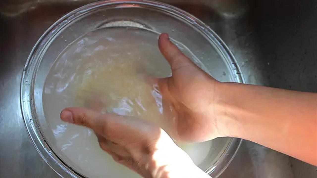 Cara Menanak Nasi Agar Tidak Cepat Basi dengan Tekstur Pulen