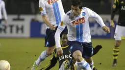 Edison Cavani Menangkan Napoli