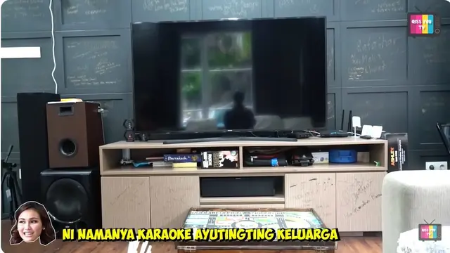 9 Potret Rumah Denny Cagur, Hunian Mewah dengan Konsep Desain Modern Klasik