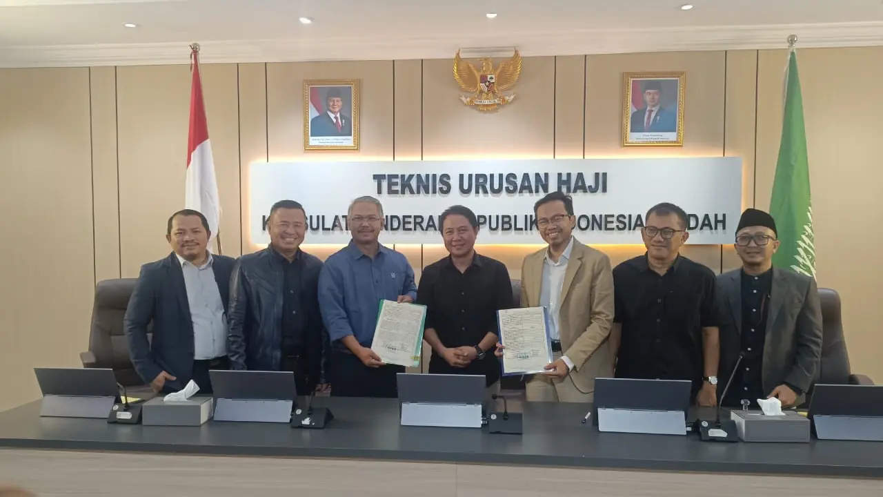 Penandatanganan kontrak penyediaan 2,4 juta porsi makanan bagi jemaah Indonesia di Mekkah saat puncak musim haji mendatang.