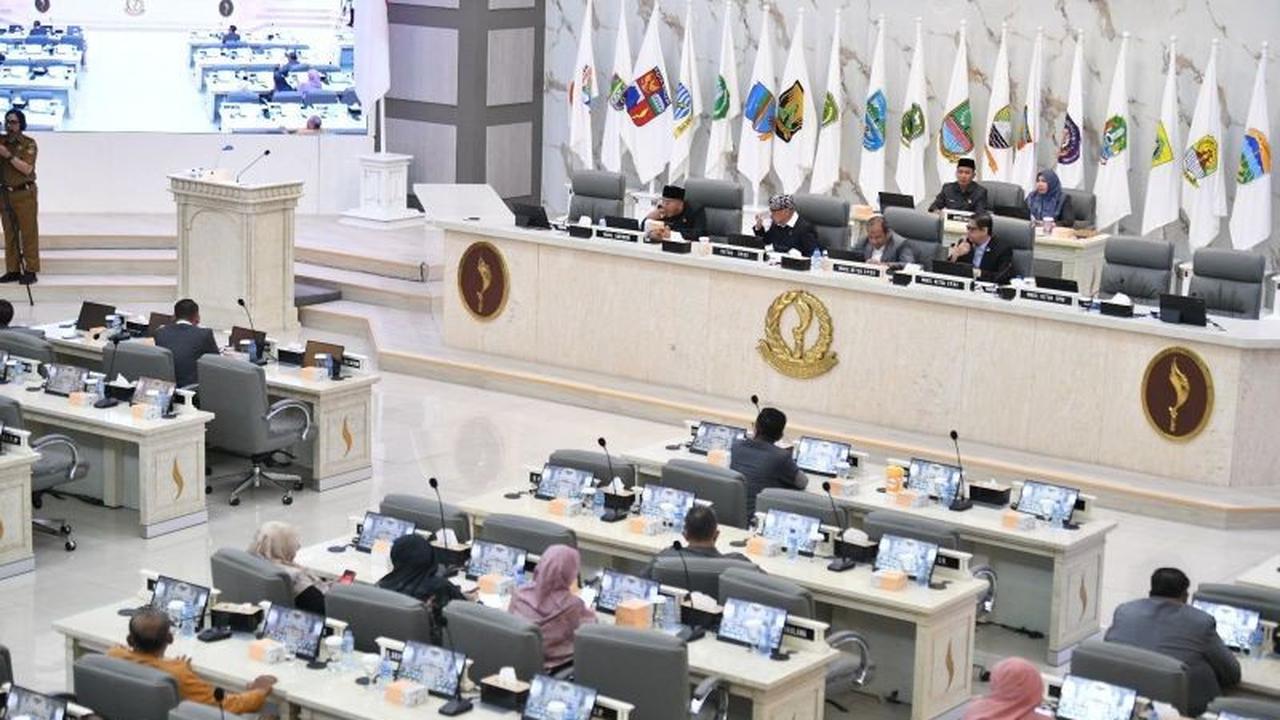 Interupsi DPRD Jabar Warnai Penutupan Paripurna Perdana 2026, Desak Anggaran Media OPD