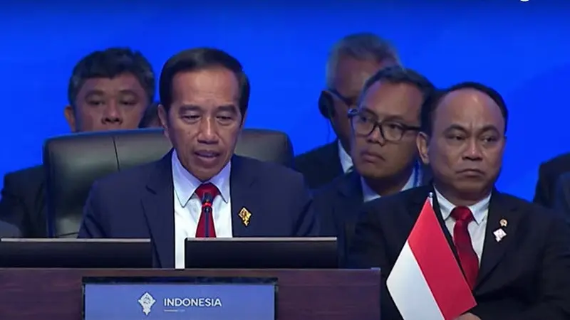 Presiden Jokowi di KTT AIS Forum 2023
