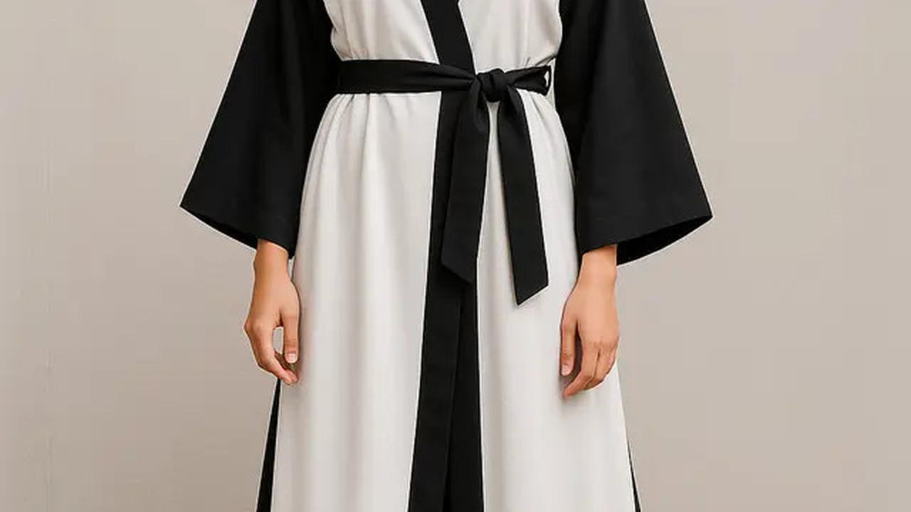 7 Model Gamis Polos Kombinasi 2 Warna, Tonjolkan Kesan Sopan dan Menawan