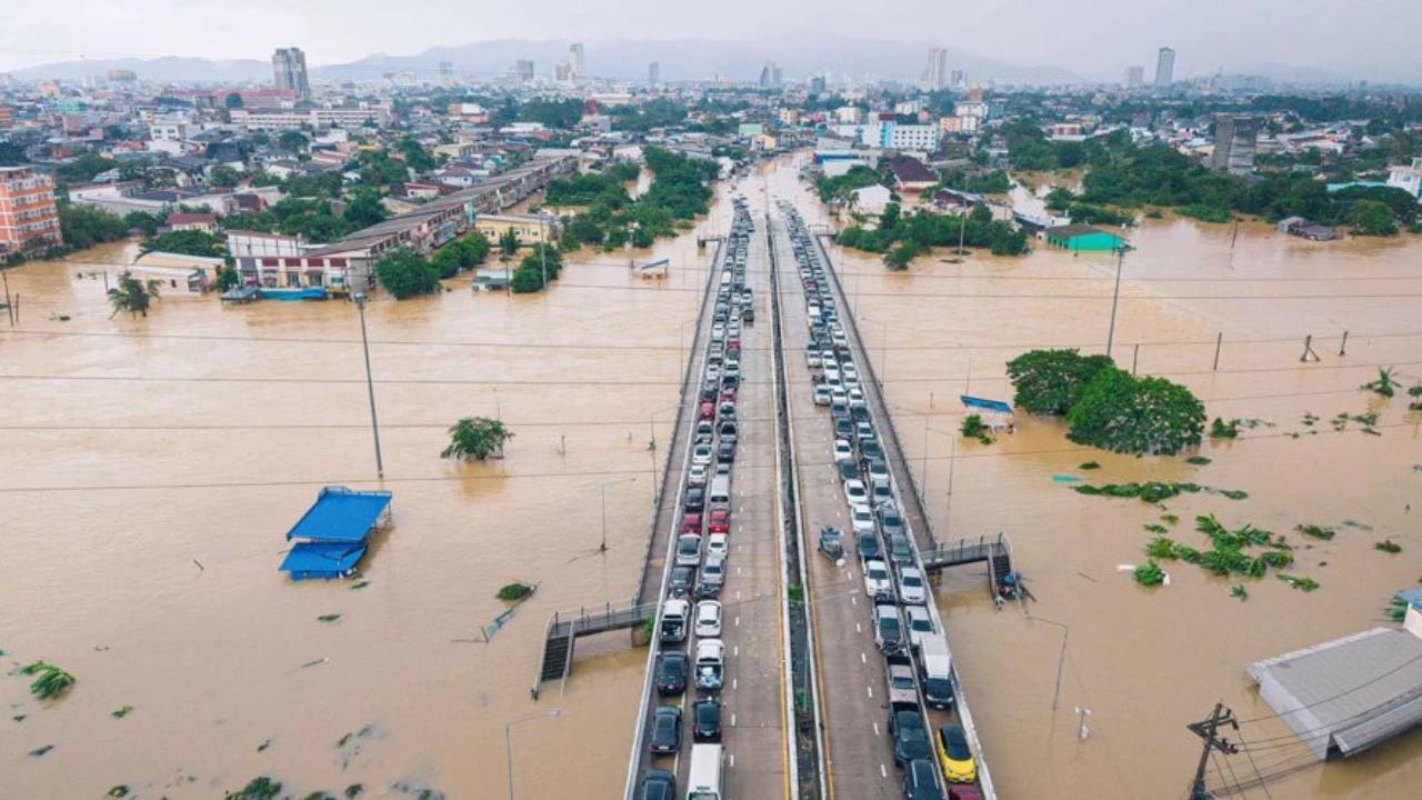 Banjir Besar Terjang Thailand Selatan, Kamar Jenazah Penuh, Curah Hujan Tertinggi dalam 300 Tahun