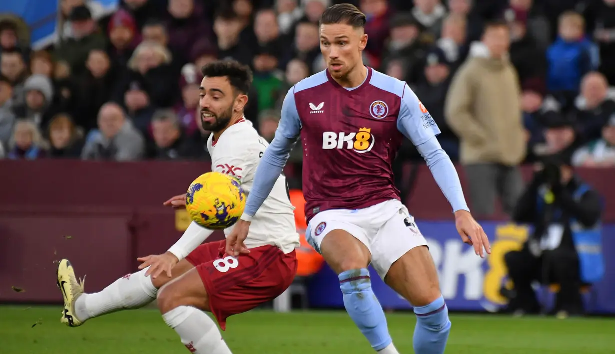 The Red Devils sukses membungkam Aston Villa 2-1. (AP Photo/Rui Vieira)