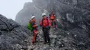 Setelah melakukan perjalanan berhari-hari, tim ekspedisi 7 Summits Indonesia in 100 Days akhirnya berhasil menapaki Puncak Cartensz. (13/1). Cartensz merupakan salah satu gunung tertinggi di dunia. (Dok. Tim Ekspedisi 7 Summits Indonesia in 100 Days)