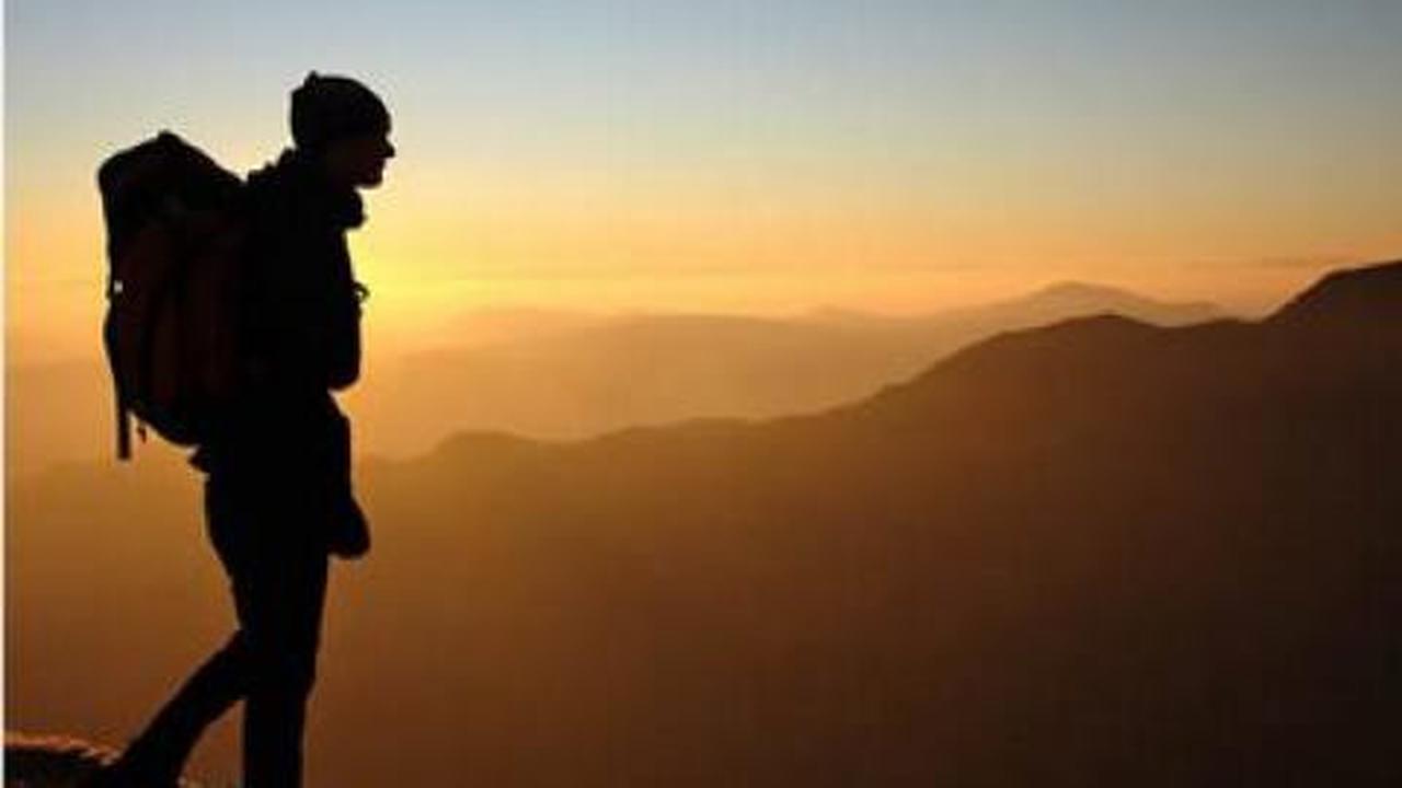 Pendaki tewas saat rayakan tahun baru di Gunung Sindoro