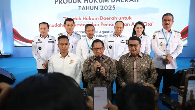 Hadir di Rakornas Produk Hukum Daerah, Mendagri Imbau Pemda Permudah Izin Usaha untuk Tingkatkan PAD