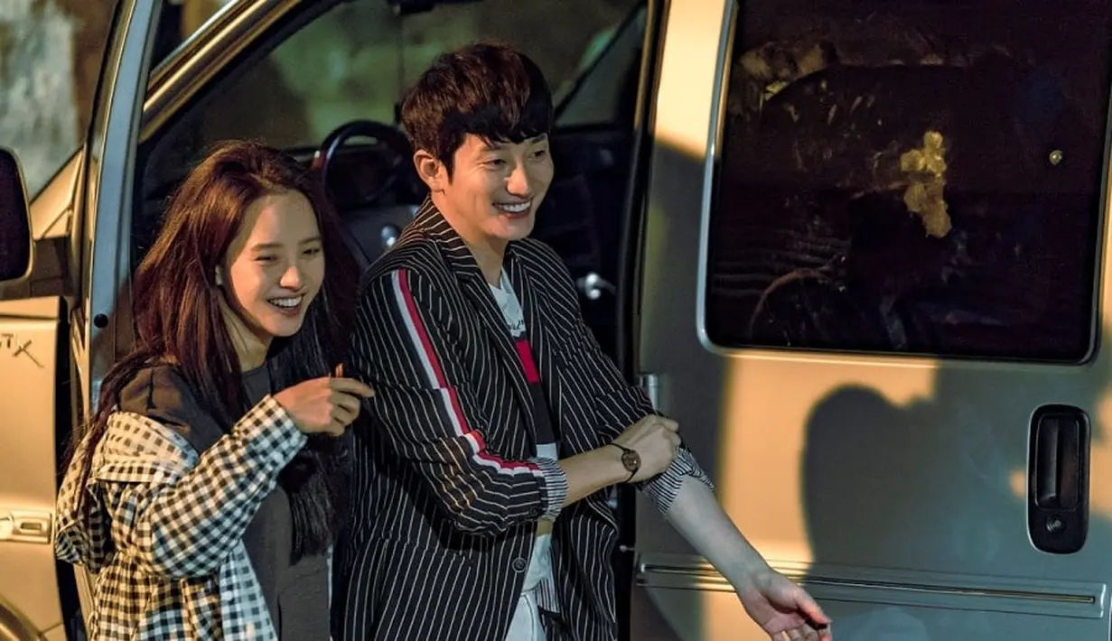 Pihak produksi mengatakan bahwa misteri yang terjadi akan terpecahkan saat hubungan keduanya bertambah kuat. (Soompi)