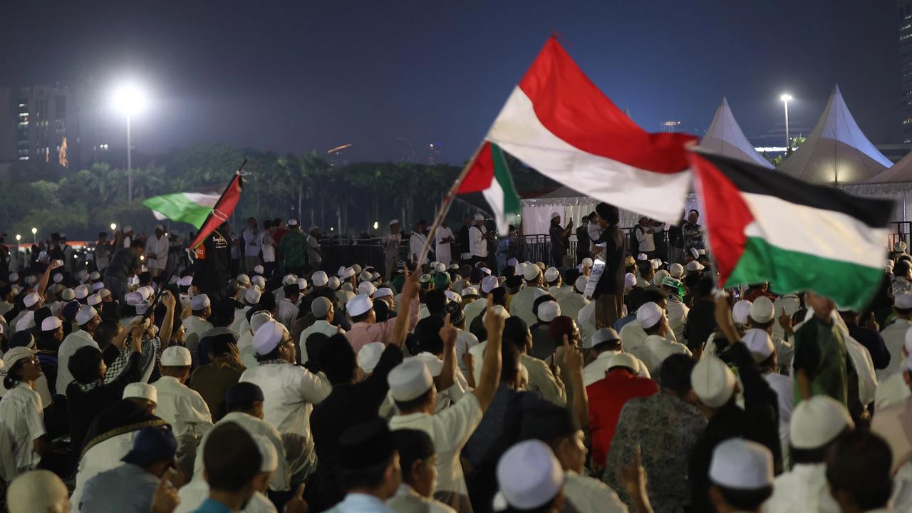 FOTO: Reuni 212 di Monas Seruan Perbaikan Bangsa