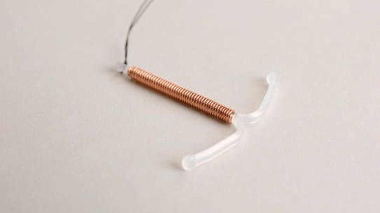 Benarkah KB IUD Picu Depresi? Fakta, Studi, dan Cara Mengatasi Perubahan Mood