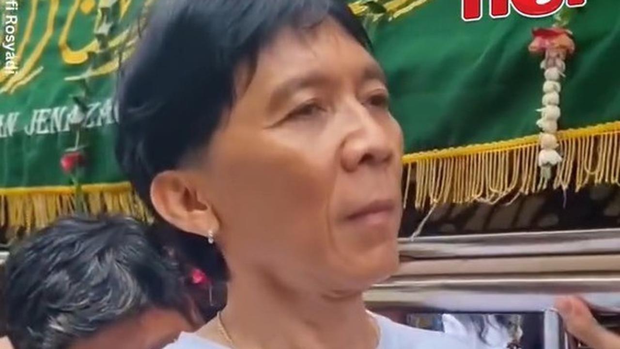 Potret Suasana Duka di Markas Slankers di Potlot, Bimbim Slank  Tegar Panggul Keranda Bunda Iffet