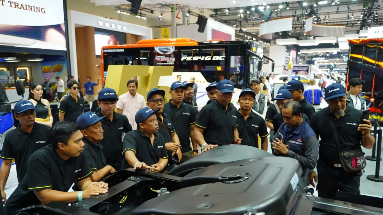 Mitsubishi Fuso Gelar Pelatihan Eksklusif Euro 4 untuk Konsumen Fleet (Ist)