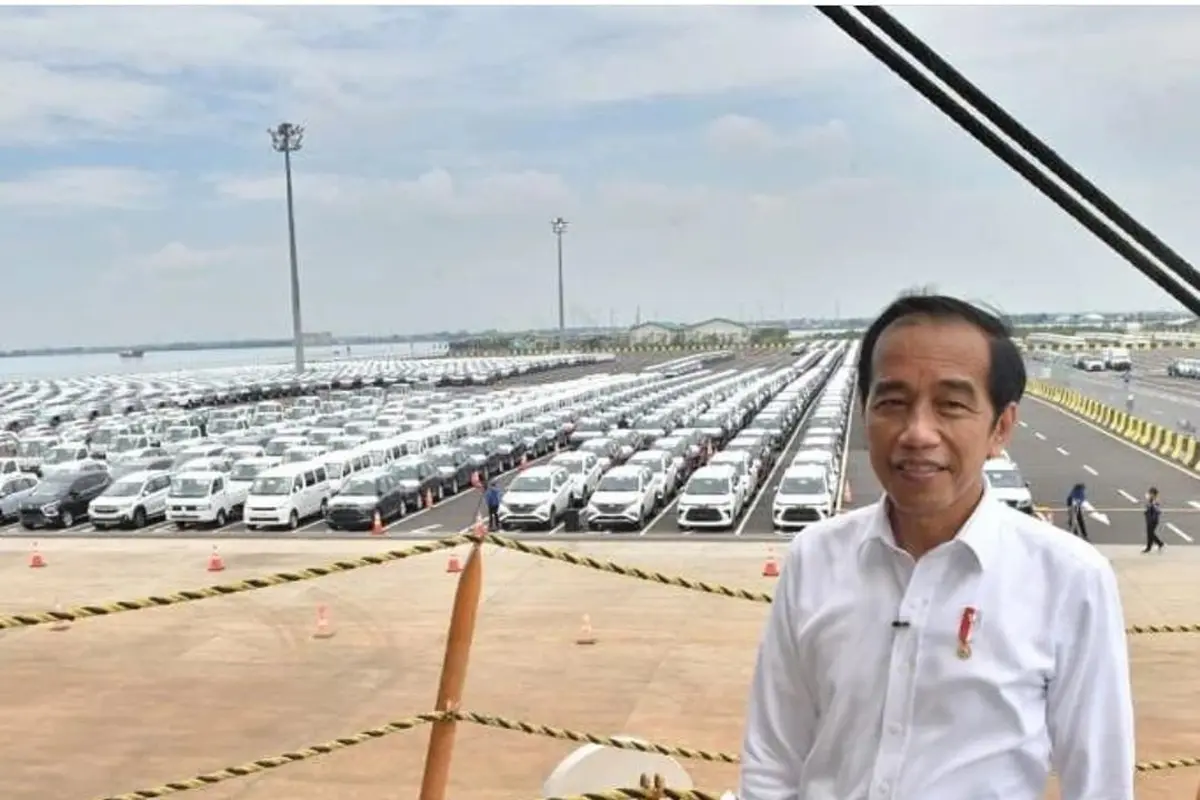 Presiden Joko Widodo meninjau ekspor dari pelabuhan Patimban (instagram @jokowi)