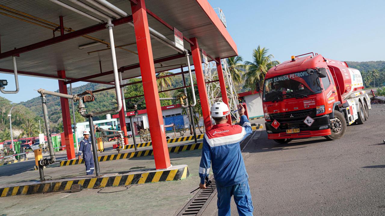 Cerita Pekerja Pertamina Menjaga Pasokan BBM Pascagempa NTT