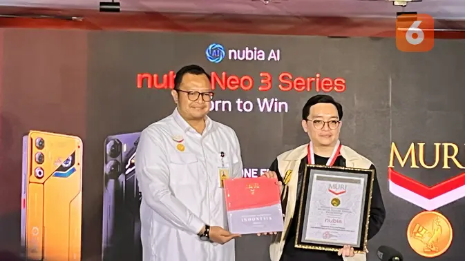 <p>Pemberian Rekor Muri untuk Nubia Neo 3 5G & Nubia Neo 3 GT 5G. Liputan6.com/Reanthonio Oktovier Sinanu</p>