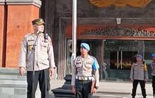 ⁠Kombes Polisi Pimpin Apel Sambil Merokok Anak Buah Ramai Tepuk Tangan, Pertanyakan Kasih Sayang Bawahan pada Pimpinan
