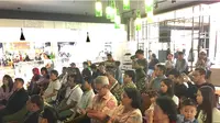 Kamis tanggal 1 Juni 2017, di Cozyfield Pondok Indah Mall, diluncurkan buku Beyond Marketing, Growth & Sustainability karya Dr. Jony Oktavian Haryanto, yang diterbitkan oleh Kepustakaan Populer Gramedia. 