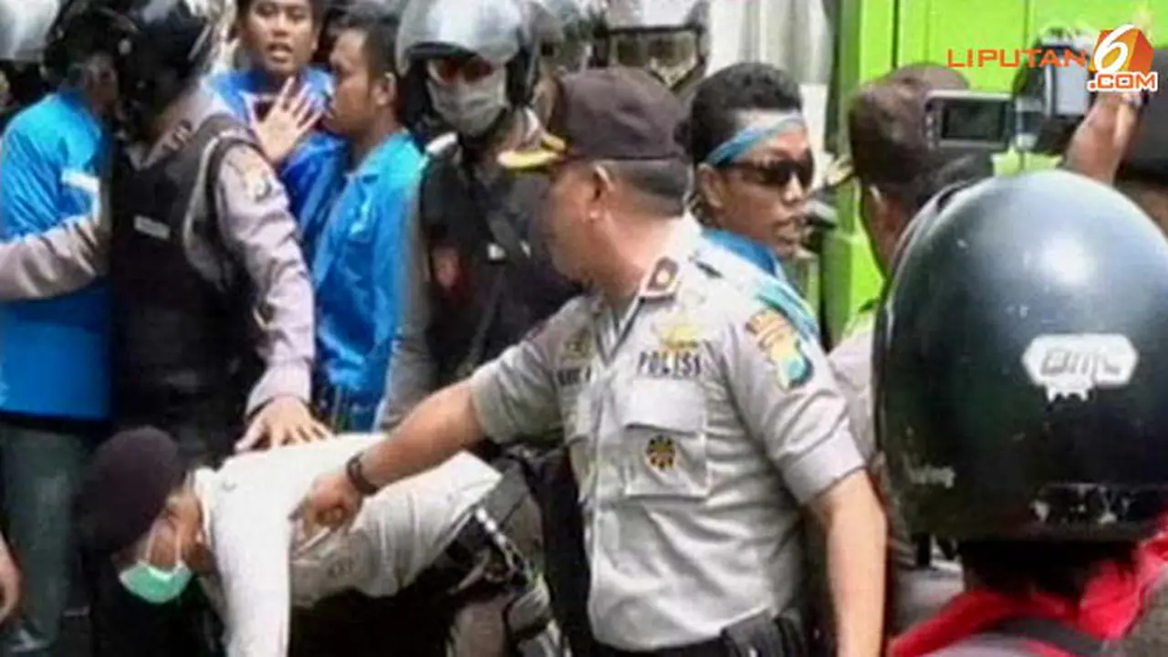 demo-sampang-131204d.jpg