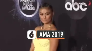 Agnez Mo Tampil Menawan dengan dress kuning yang dinobatkan sebagai Best Dress menurut penilaian Foot Wear 2019 di American Music Awards 2019. Penampilannya pun menuai pujian dari warganet.