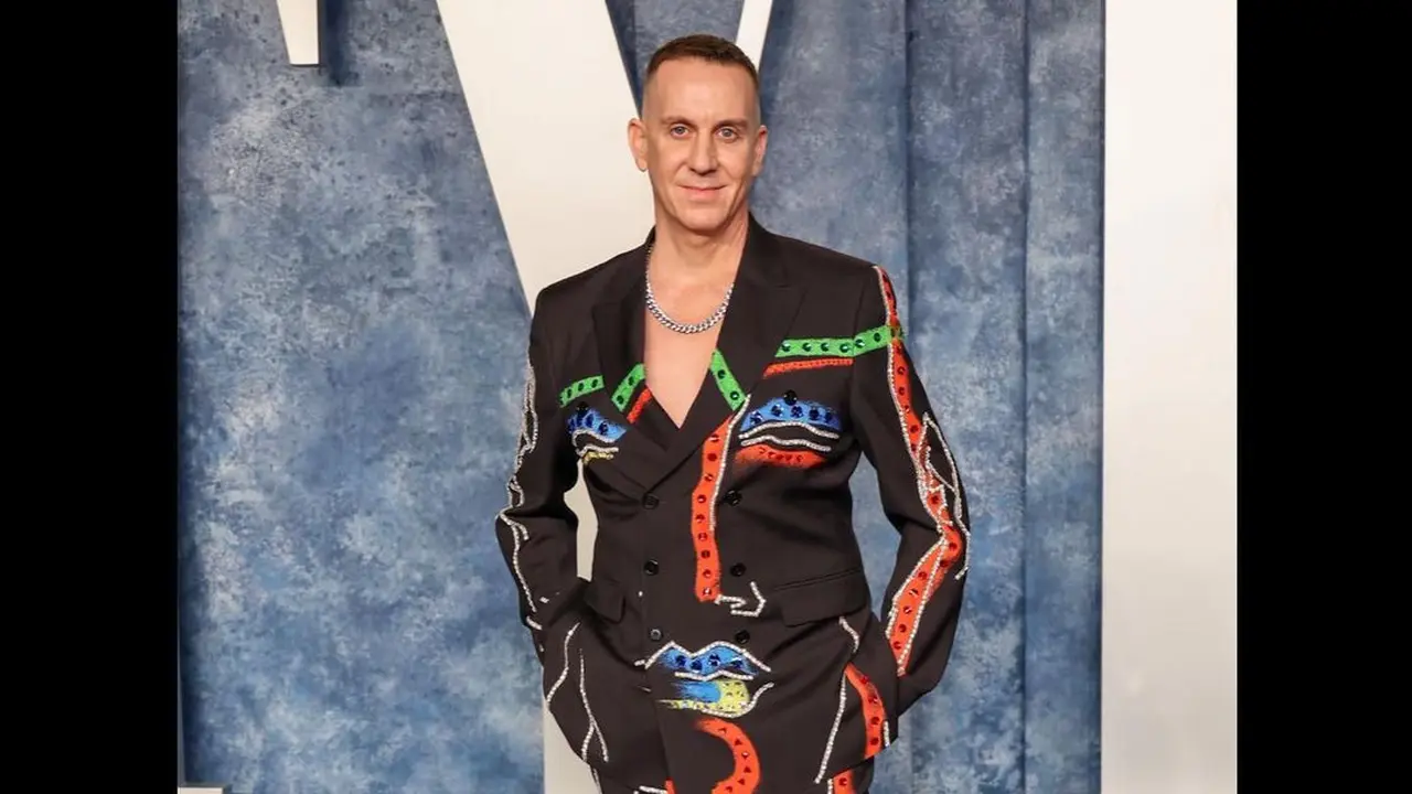 Jeremy Scott Tanggalkan Jabatan Direktur Kreatif Moschino Setelah 1 Dekade