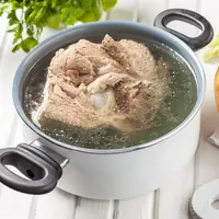 ilustrasi memasak daging/copyright by SEAGULL-L (Shutterstock)