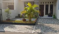 6 Inspirasi Teras Rumah Subsidi dengan Batu Alam dan Palem Kuning, Tampil Asri dan Elegan