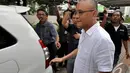 Rizal Abdullah saat pergi meninggalkan Gedung KPK setelah menjalani pemeriksaan perdana sebagai tersangka kasus Wisma Atlet, Jakarta, Rabu (17/12/2014). (Liputan6.com/Miftahul Hayat)