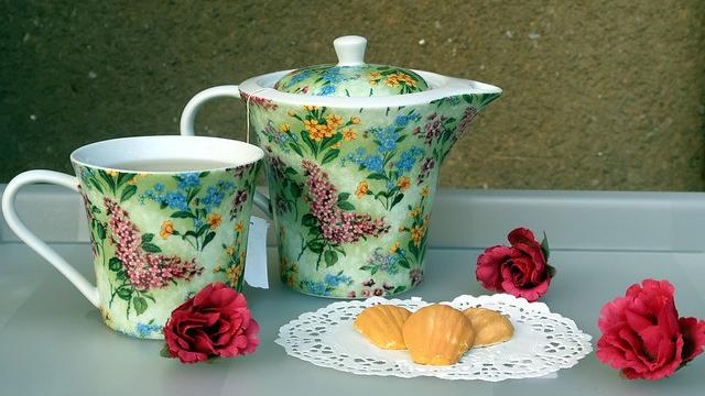 Ilustrasi benda berbahan polimer