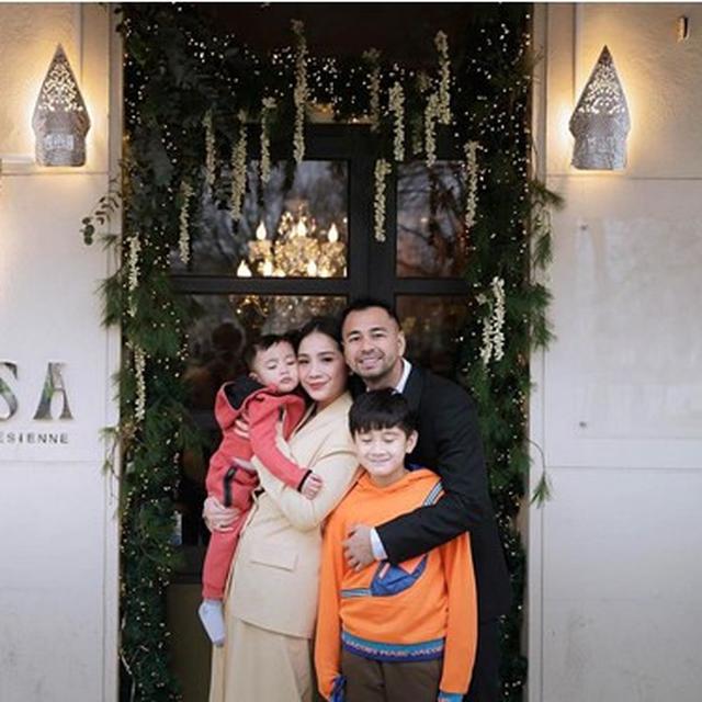 10 Potret Raffi Ahmad dan Keluarga saat di Paris, Siap Buka Restoran Indonesia