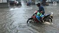 Hujan Guyur Ibu Kota, 5 Jalan di Jaksel Tergenang