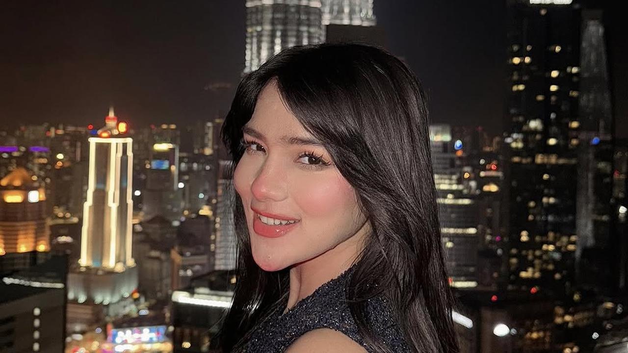 Potret Cantik Davina Karamoy di Malaysia, Banjir Pujian Warganet