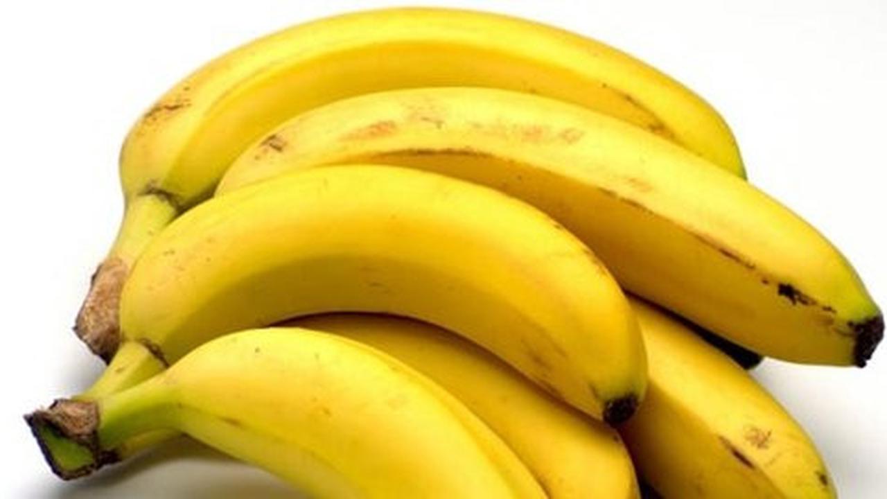 Makan pisang