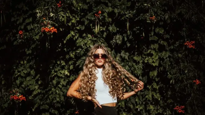 Tutorial Membuat Rambut Keriting Agar Lebih Stylish