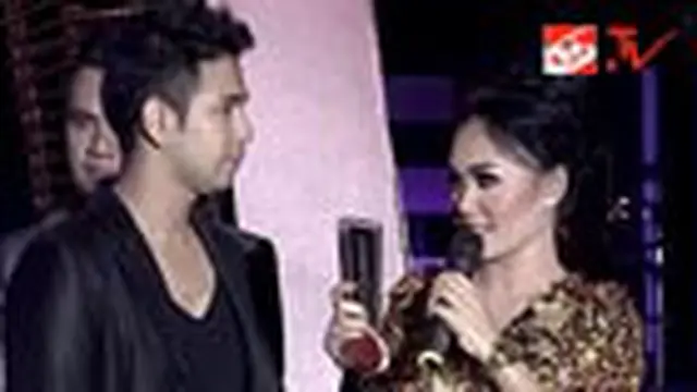 Raffi-Yuni Pasangan Selebriti Paling Infotainment