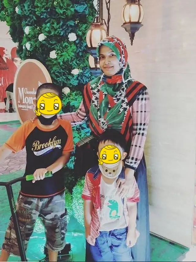 6 Potret Nana Mahliana, Istri Clift Sangra yang Telah 12 Tahun Bersama
