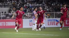Timnas Indonesia terhindar dari kekalahan saat bermain imbang 1-1 dengan tuan rumah Filipina pada laga laga matchday kedua Grup F putaran kedua Kualifikasi Piala Dunia 2026 Zona Asia di Rizal memorial Stadium, Manila, Selasa (21/11/2023) malam WIB. Saddil Ramdani menjadi penyelamat muka Indonesia dengan gol penyeimbangnya lewat sontekan kaki kiri memanfaatkan umpan tarik Ricky kambuaya pada menit ke-70. Sebelumnya pasukan Shin Tae-yong sempat tertinggal sejak menit ke-23 lewat gol Patrick Reichelt. (Dok. PSSI)