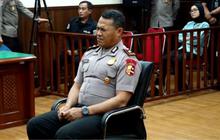 VIDEO: Tangis Kompol Kosmas Dipecat Polri di Kasus Affan Ojol: Tak Ada Niat Buat Celaka