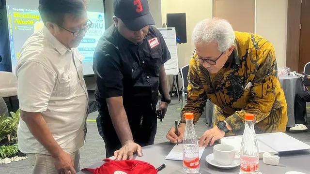 Sugeng Rahardjo merilis buku terbarunya yang berjudul "Healing the World – Memadamkan Api Perang Dunia Ketiga".