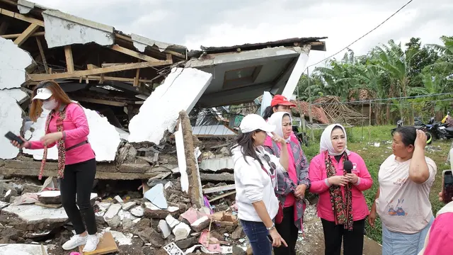 Perhimpunan Perempuan Lintas Profesi Indonesia (PPLIPI) bersama Women's Pro