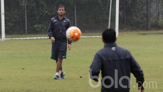 Luis Milla dan Bima Sakti