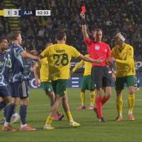 Nasib Sial Justin Hubner Bersama Fortuna Sittard, Baru Masuk Langsung Dapat Kartu Merah (udh